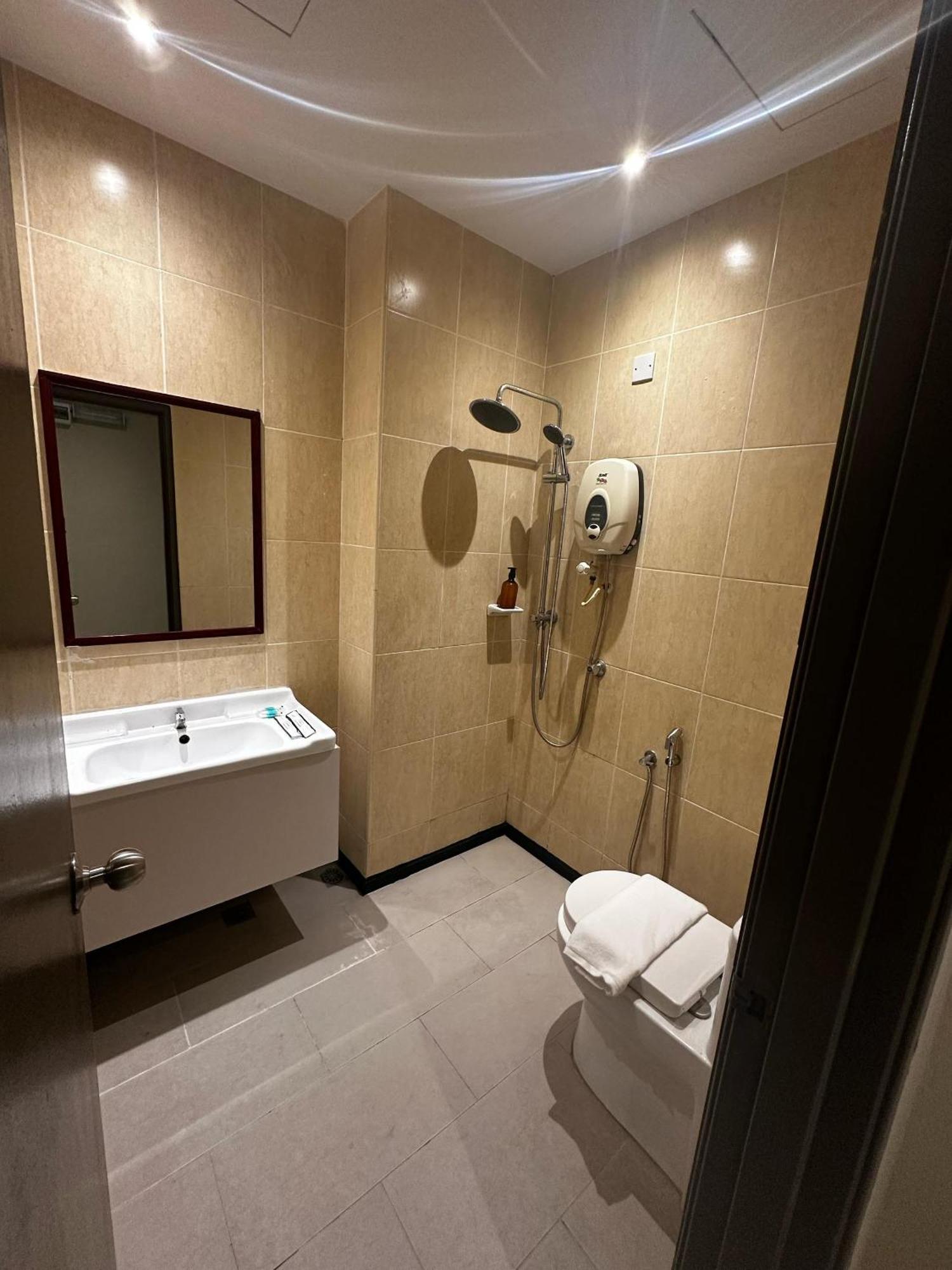 Kingston Hotel 12 - Jalan Raja Laut, Kl Kuala Lumpur Exterior foto